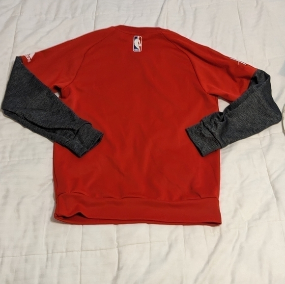 Adidas red and grey Houston Rockets NBA lightweight long sleeve top size Small - Picture 2 of 9
